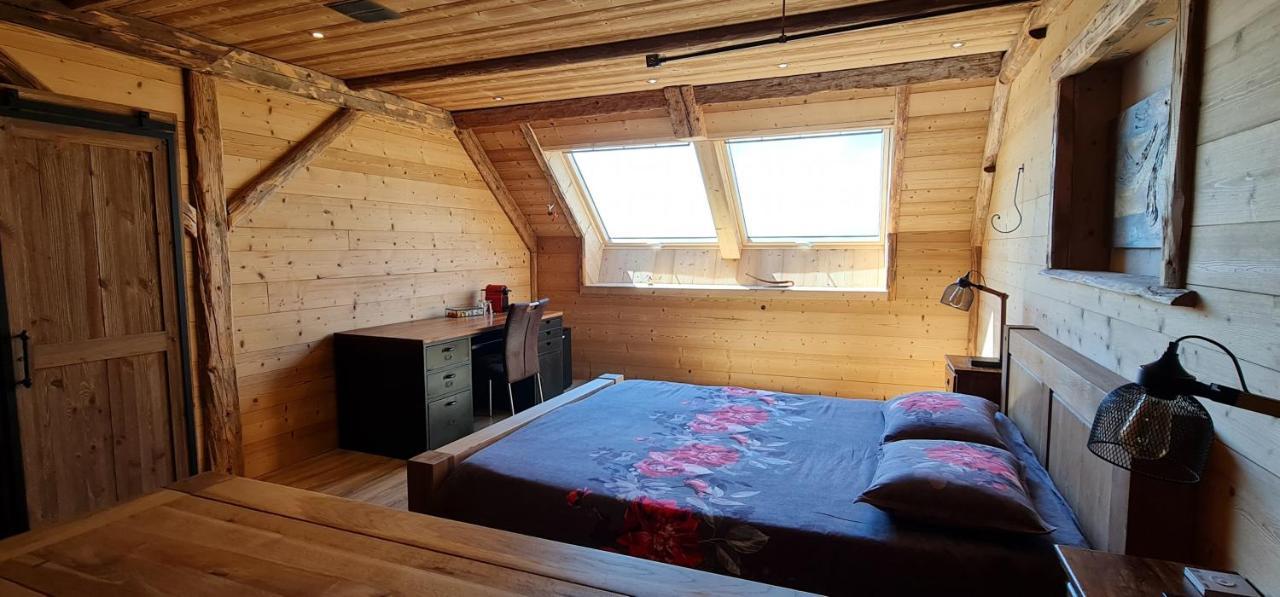 Chambres D'Hotes Le Repere Des Anges Et Spa Larnod Экстерьер фото